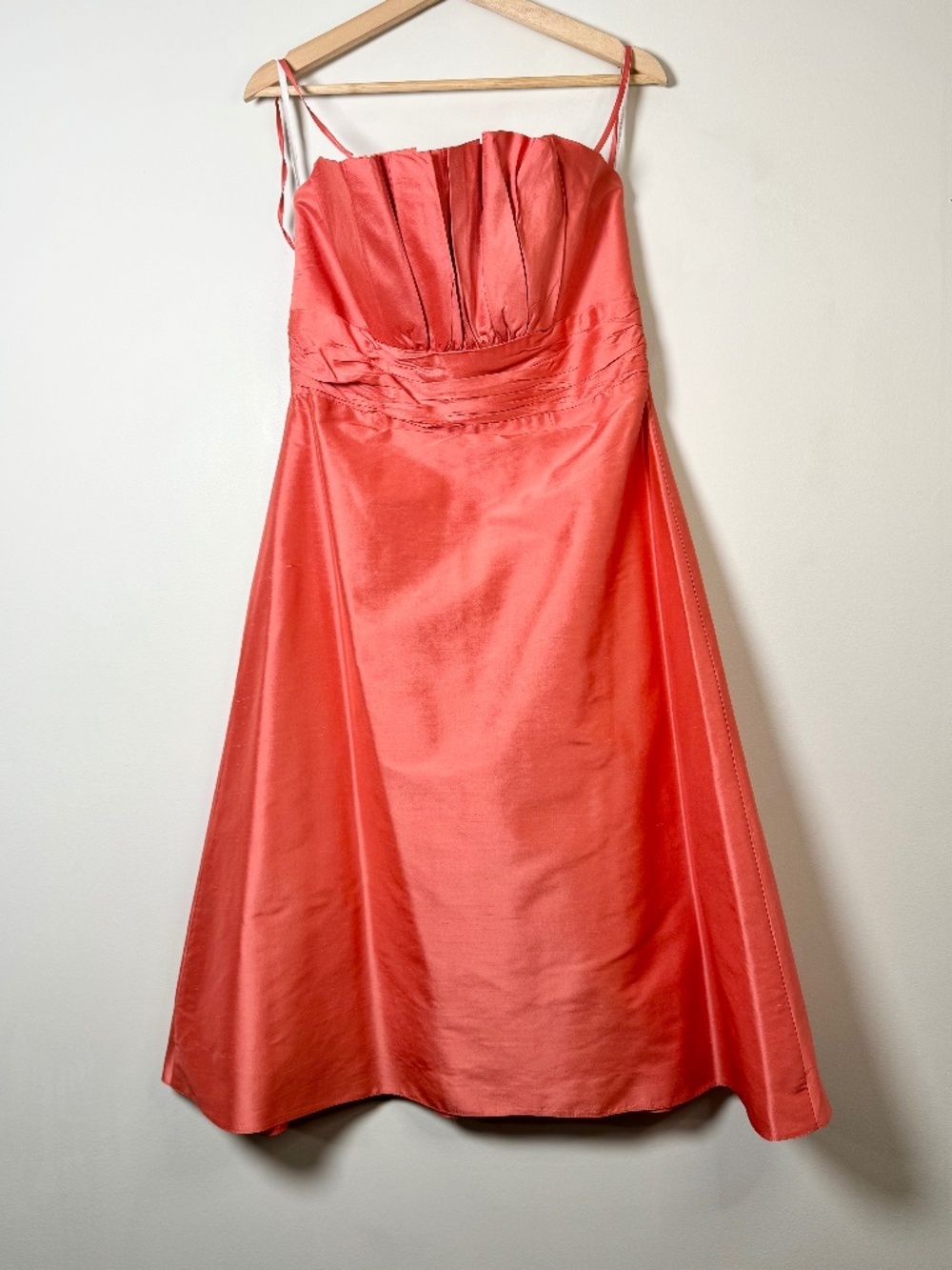 Watters & Watters Coral Strapless A-line Silk Lined Formal Dress Sz 12